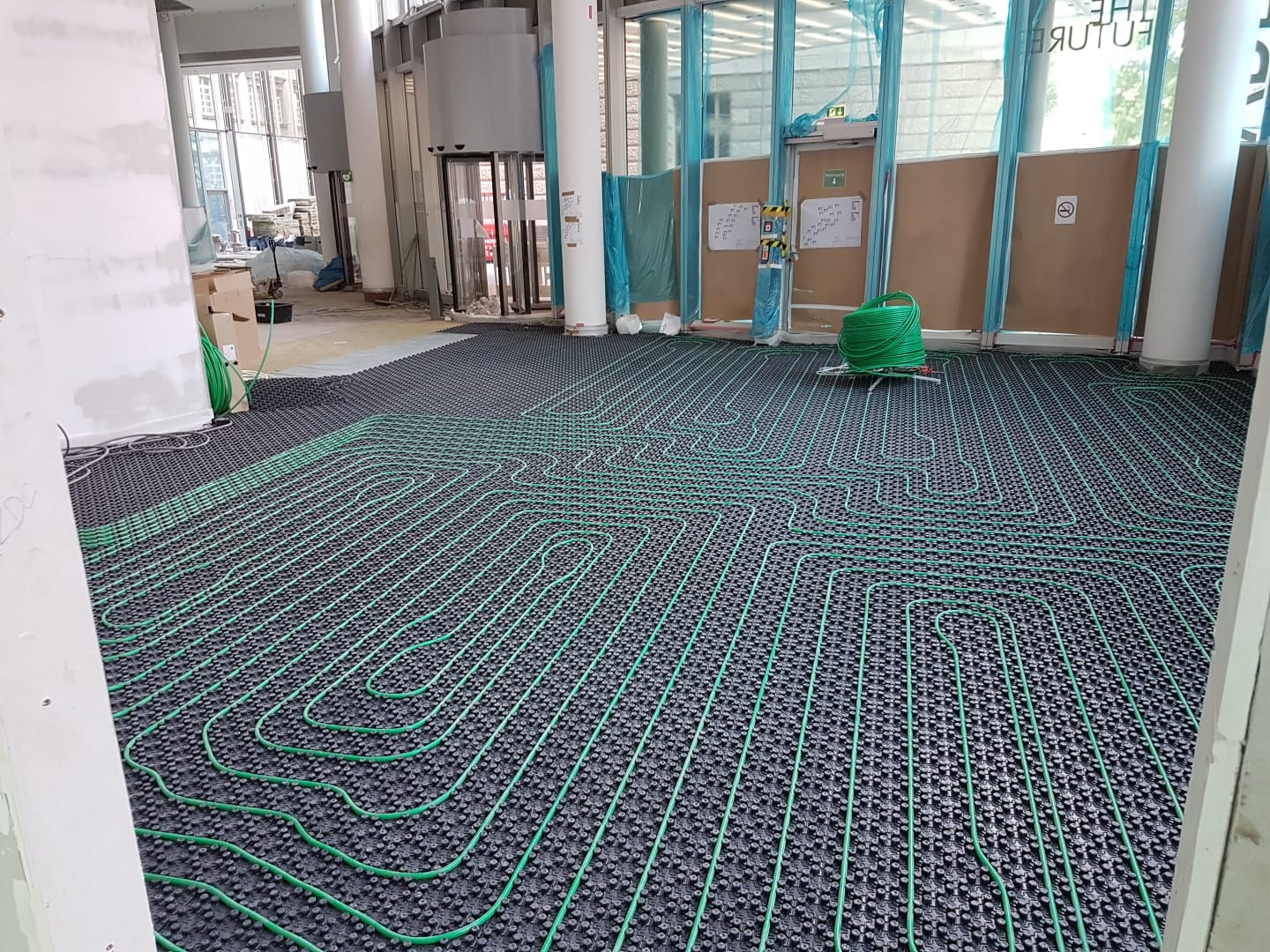 Heizungsanlage in einem Technikraum